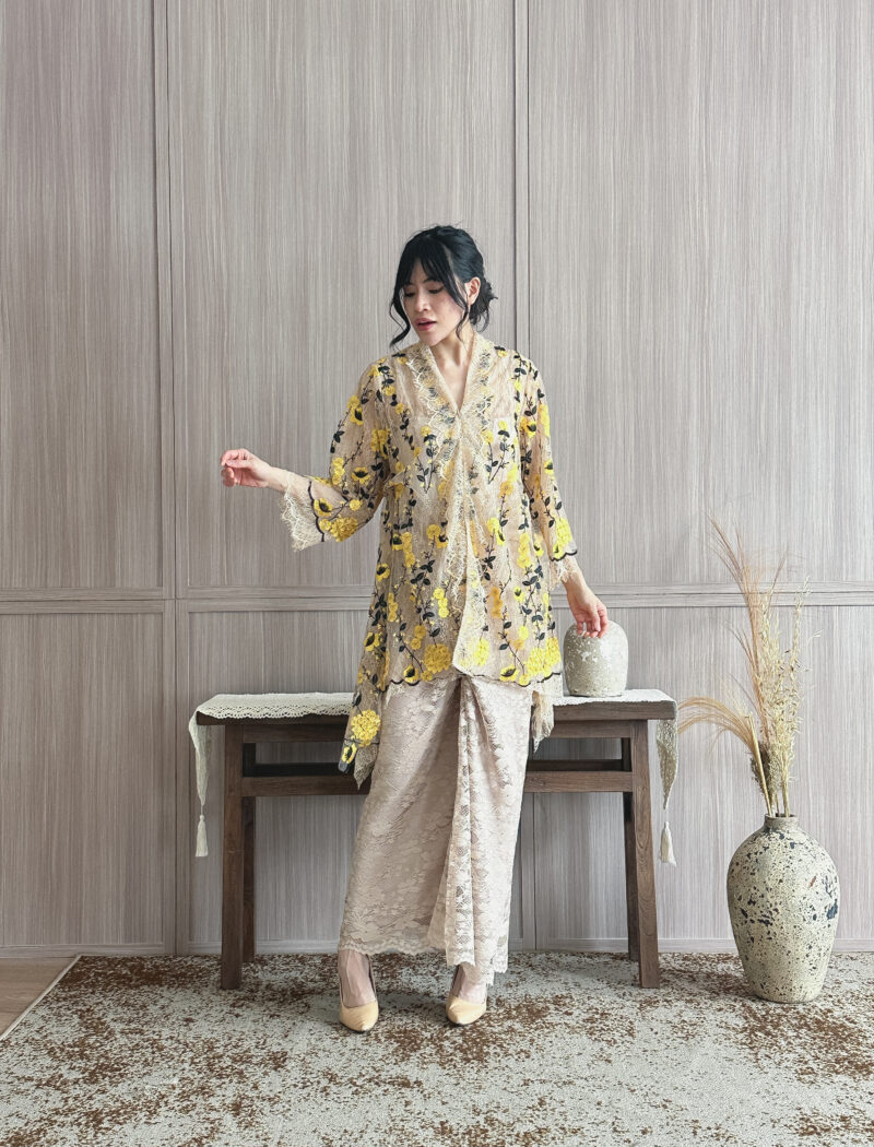 Sakura nude tunic