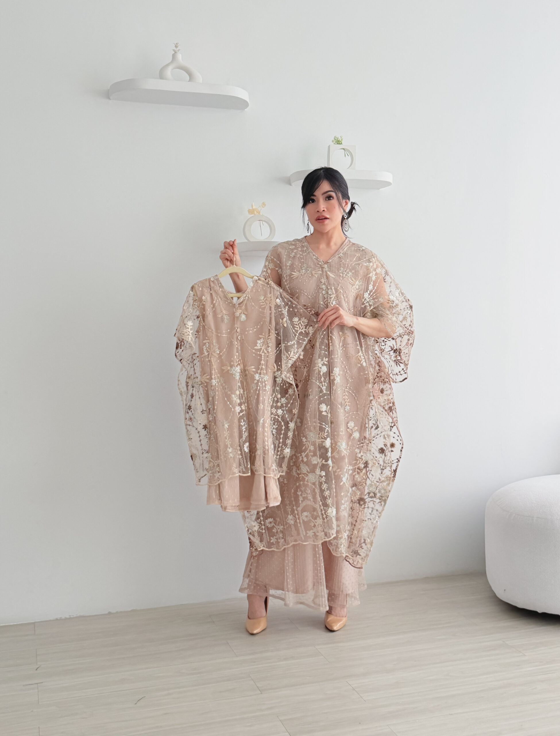 Yasmin Kaftan Nude