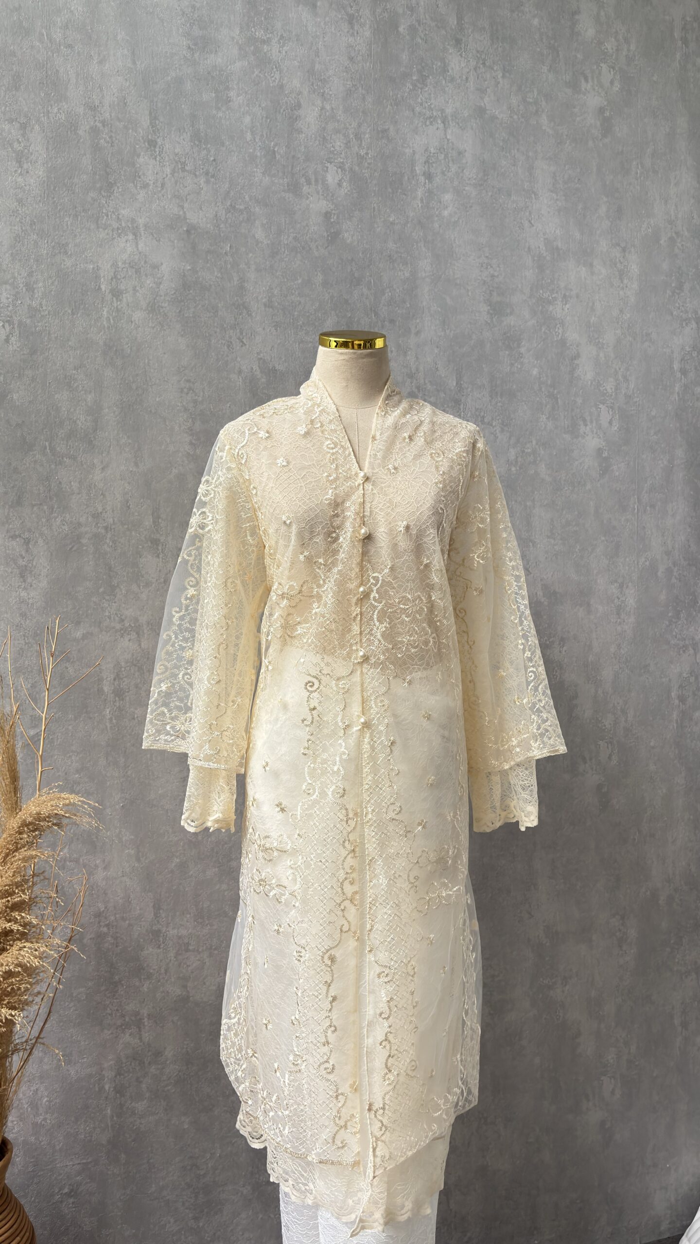 Sarmila Ivory - Top Only